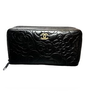Chanel Camellia ⚫️ CC Long Zip Wallet